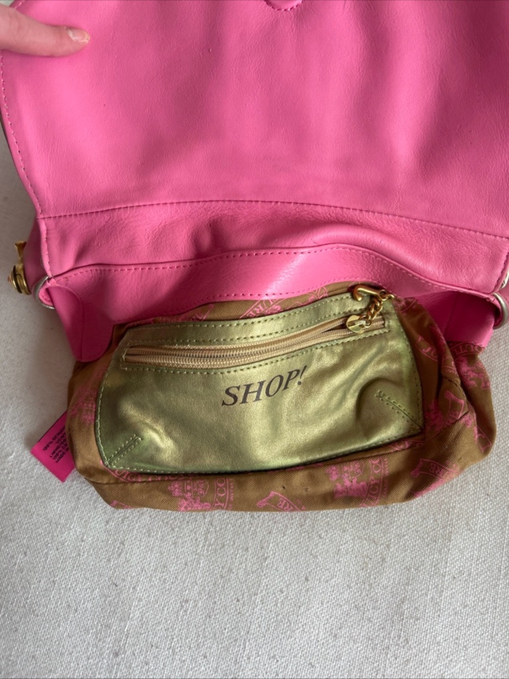 Y2K Juicy Couture Barbie Pink Leather Flap Shoulder Bag with Crystal Heart - Picture 10 of 11
